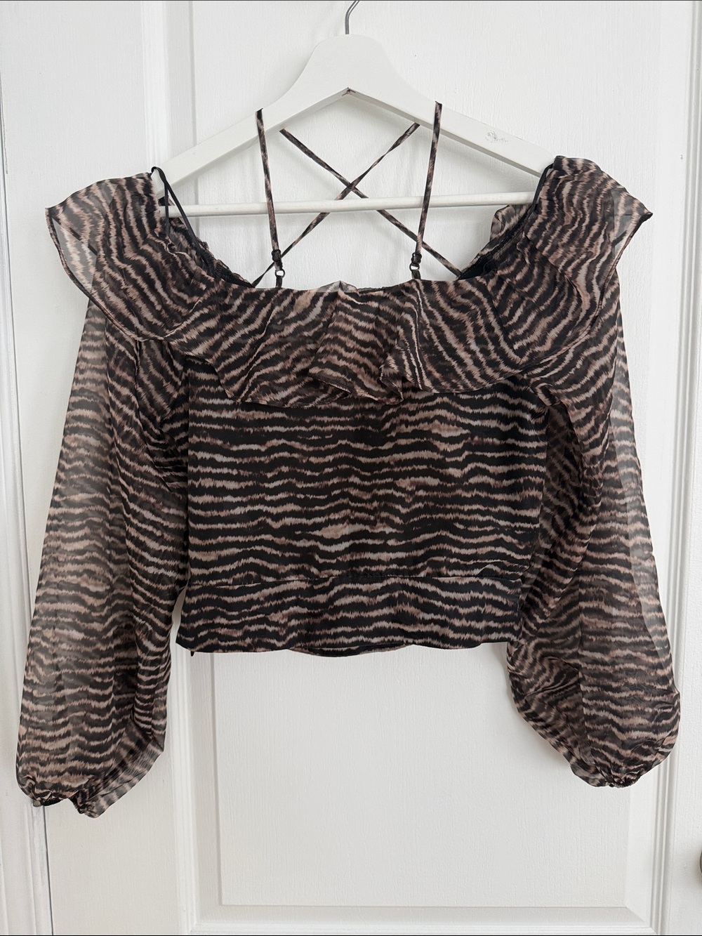 Dynamite Zebra Print Ruffle Crop Top – Size S - Picture 4 of 4